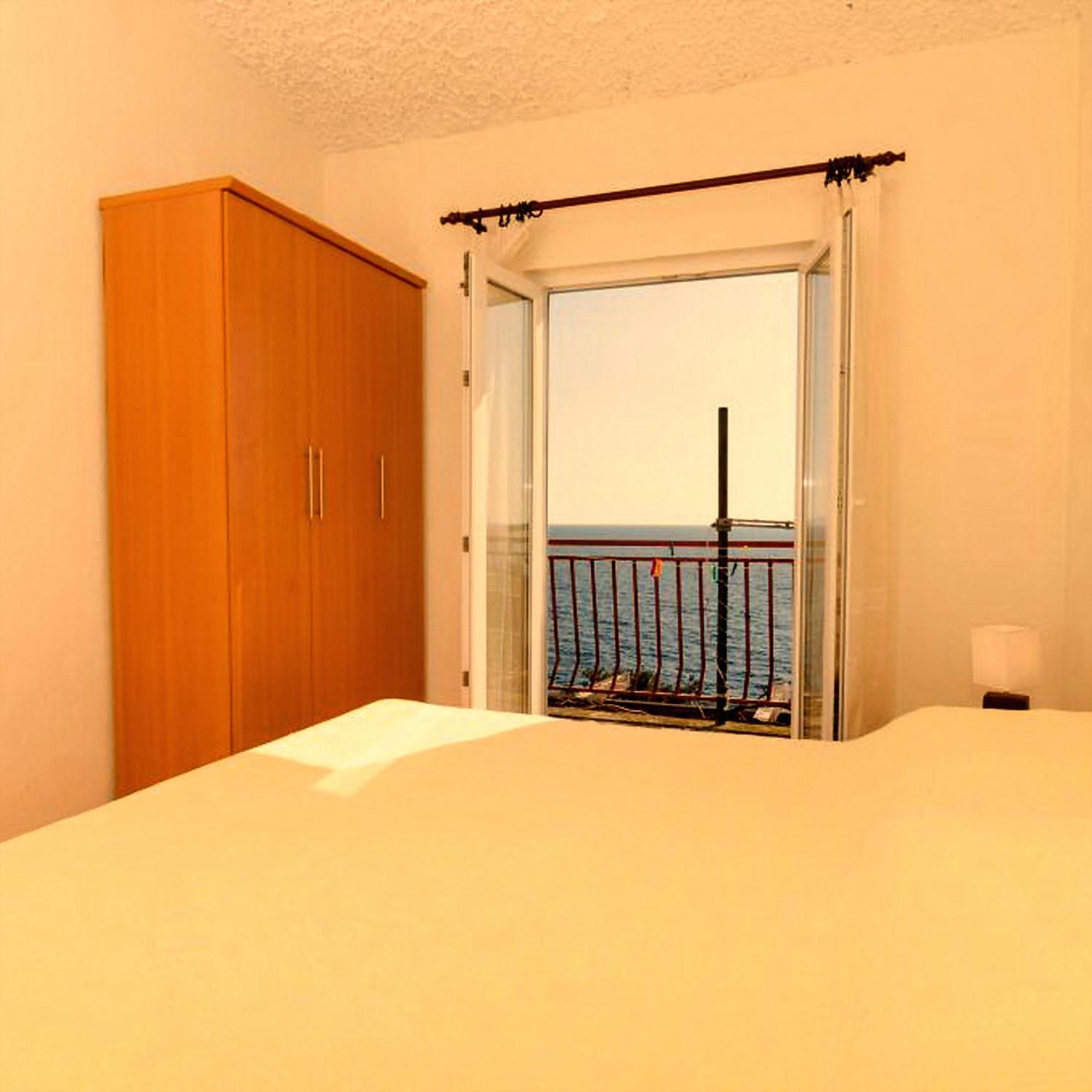 Holiday Home Jasminka Potomje Екстер'єр фото